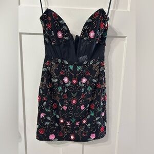 h:ours Revolve Beaded Sequin Strapless Sweetheart V Mini Dress Size S - NWT